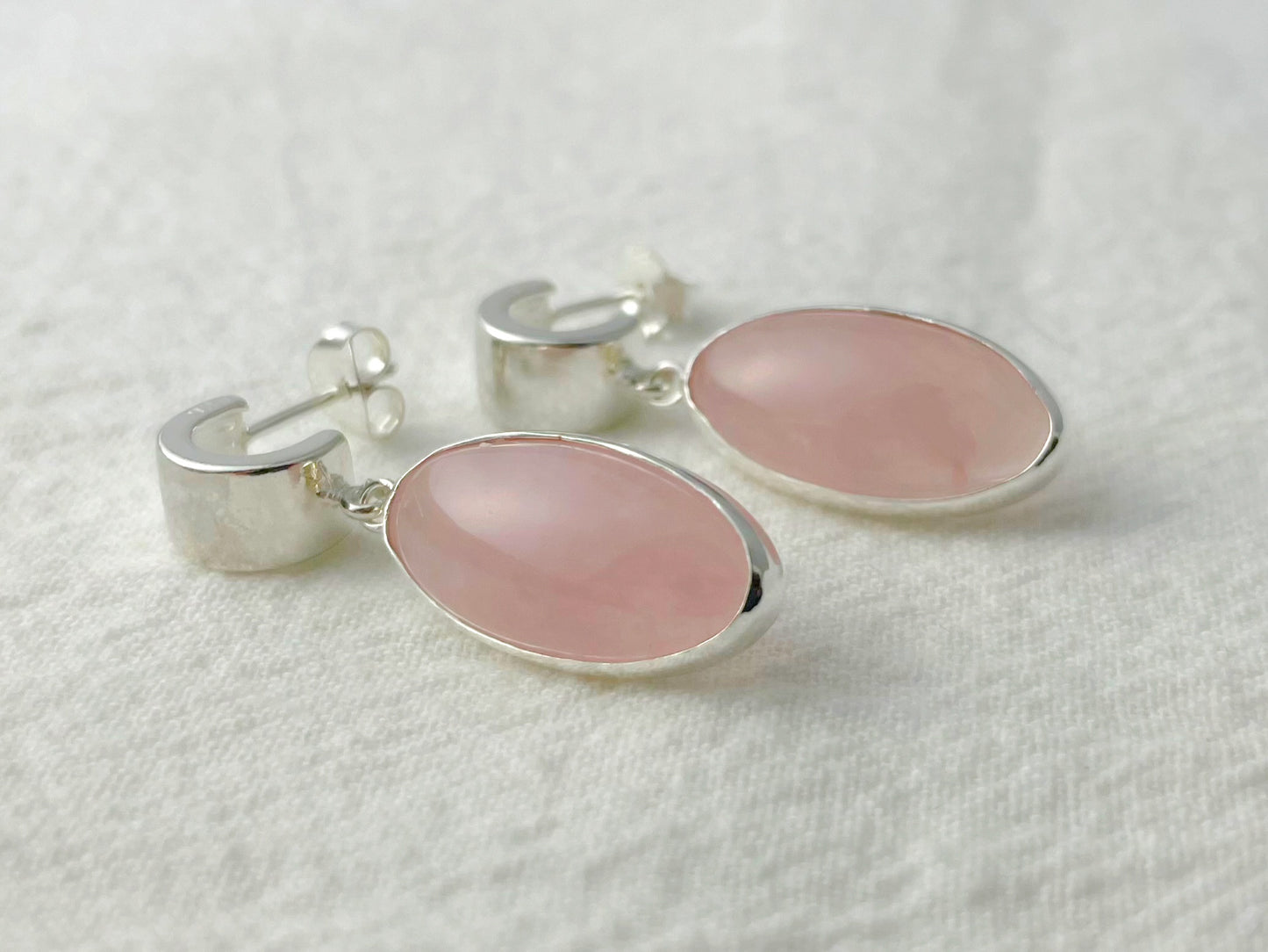 Blush Glow – Silver Rose Quartz Earrings