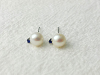 Nocturne 14k Gold Pearl & Sapphire Stud Earrings
