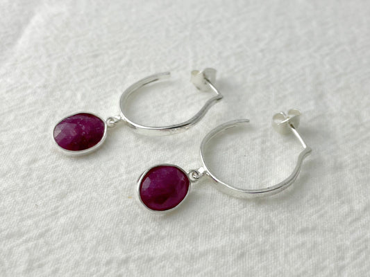 Scarlet Orbit – Silver Ruby Hoop Earrings