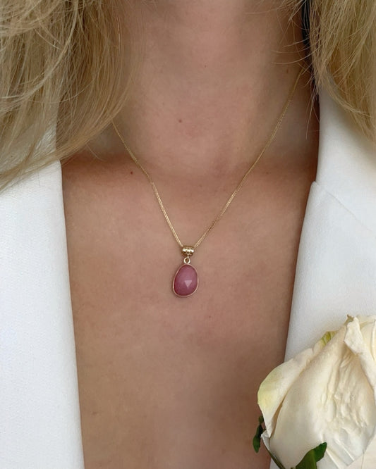 Blush 14K Gold Pink Opal Necklace