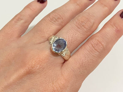 Twilight Muse – Silver Alexandrite Ring