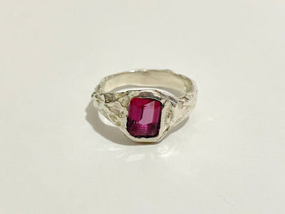 Crimson Tide – Silver Pink Topaz Ring