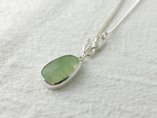 Celadon Dream – Silver Prehnite Necklace