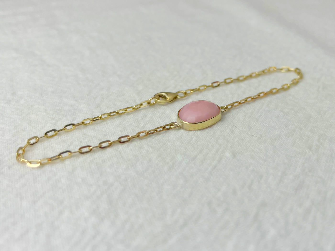 Petal 14K Gold Pink Opal Bracelet