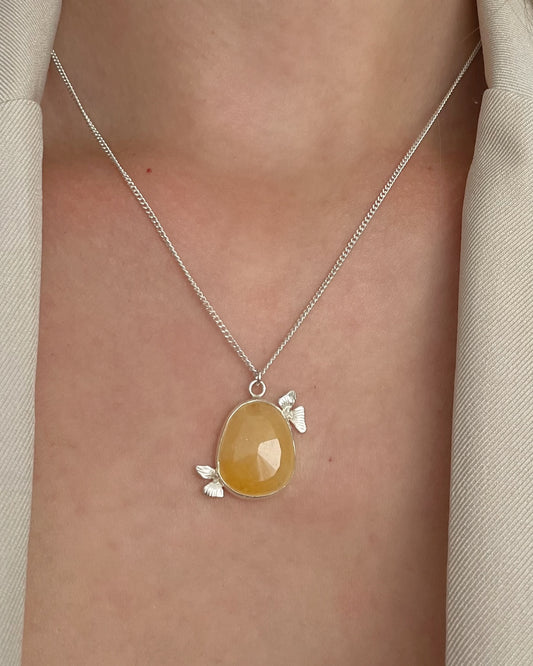 Golden Bloom – Silver Calcite Necklace