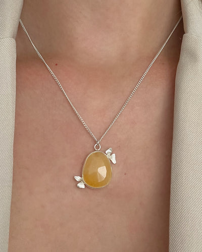 Golden Bloom – Silver Calcite Necklace