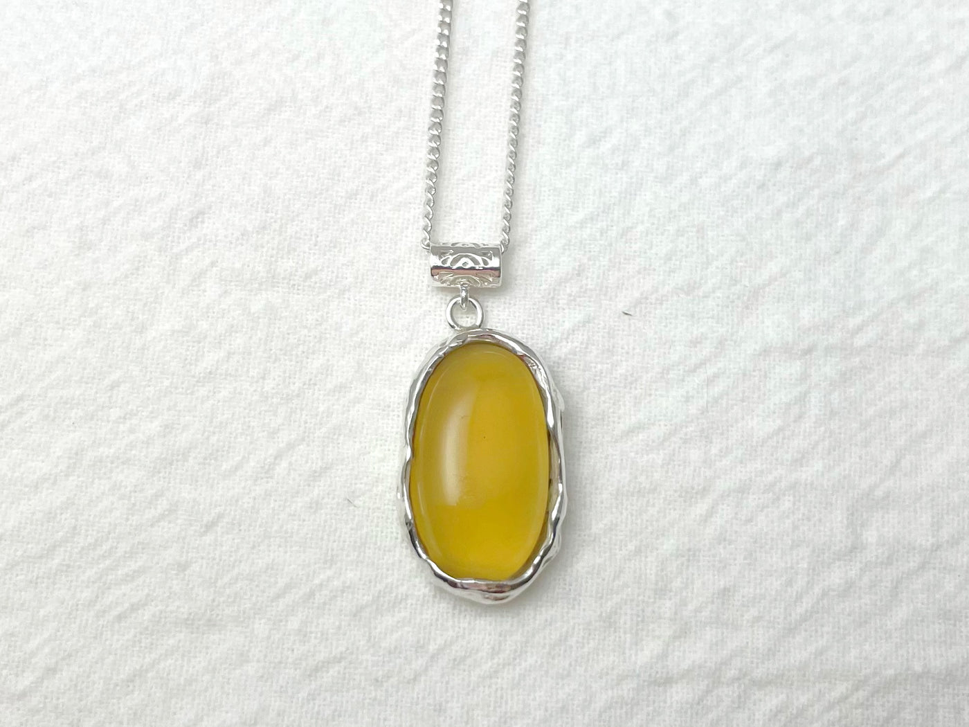 Amber Dawn – Silver Yellow Carnelian Pendant
