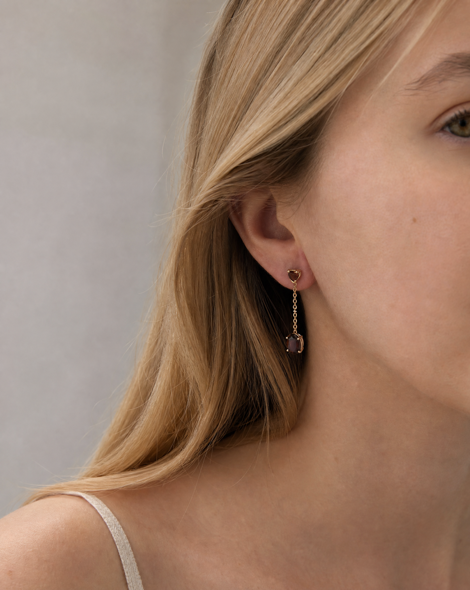 14k Gold Heart Garnet Dangle Earrings
