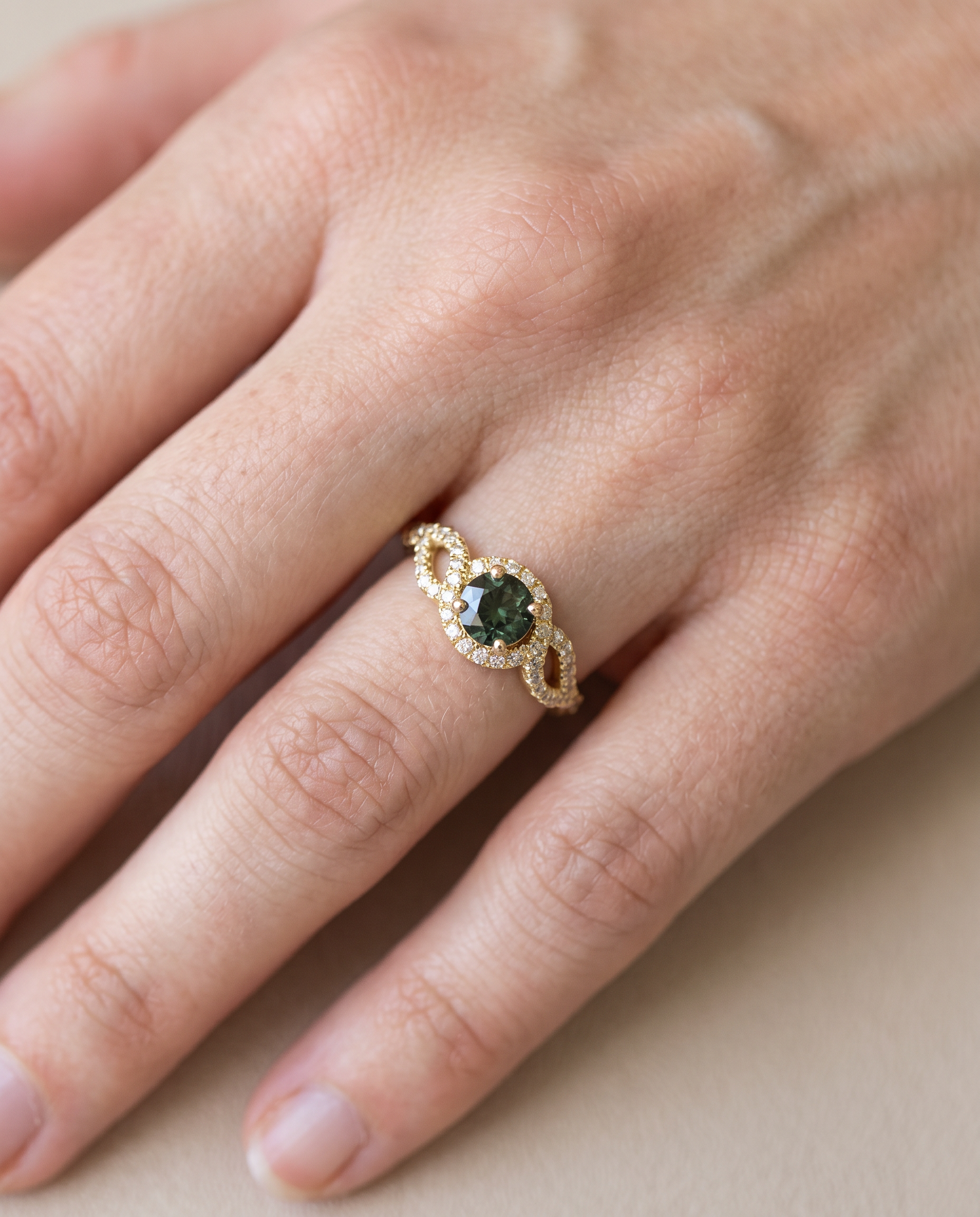 14K Gold Green Tourmaline Ring with Twisted Diamond Band - Size 6