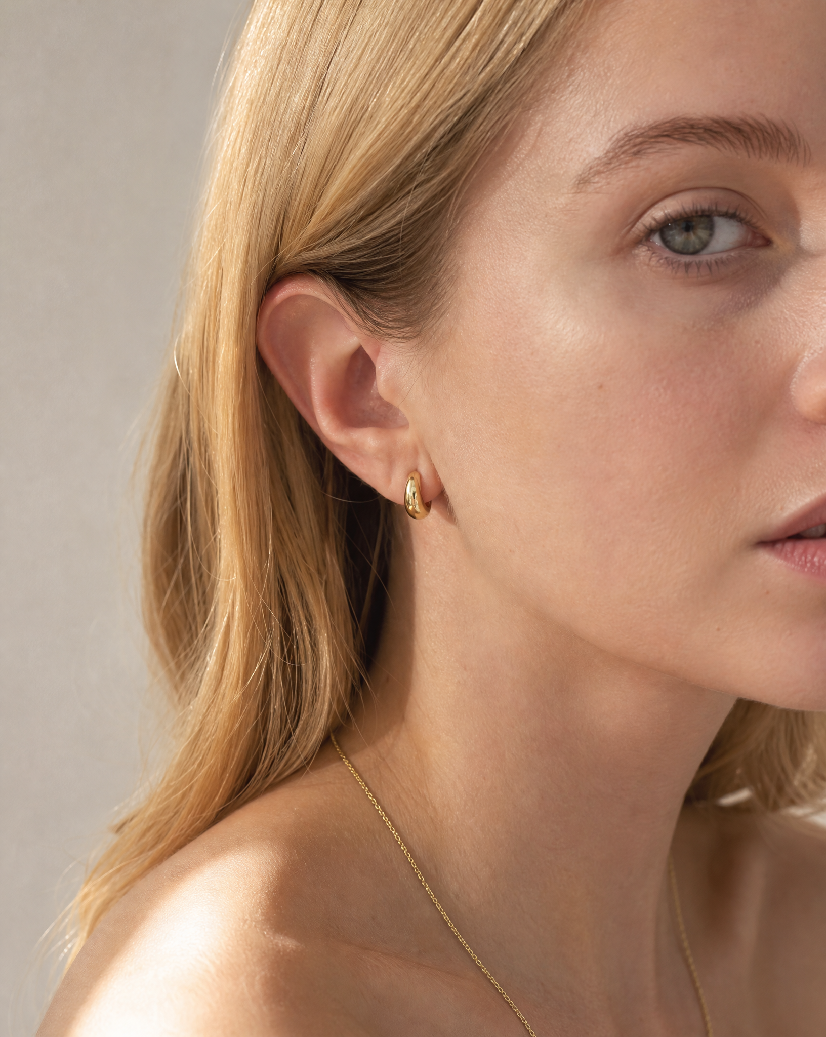 14K Gold Chunky Huggie Earrings