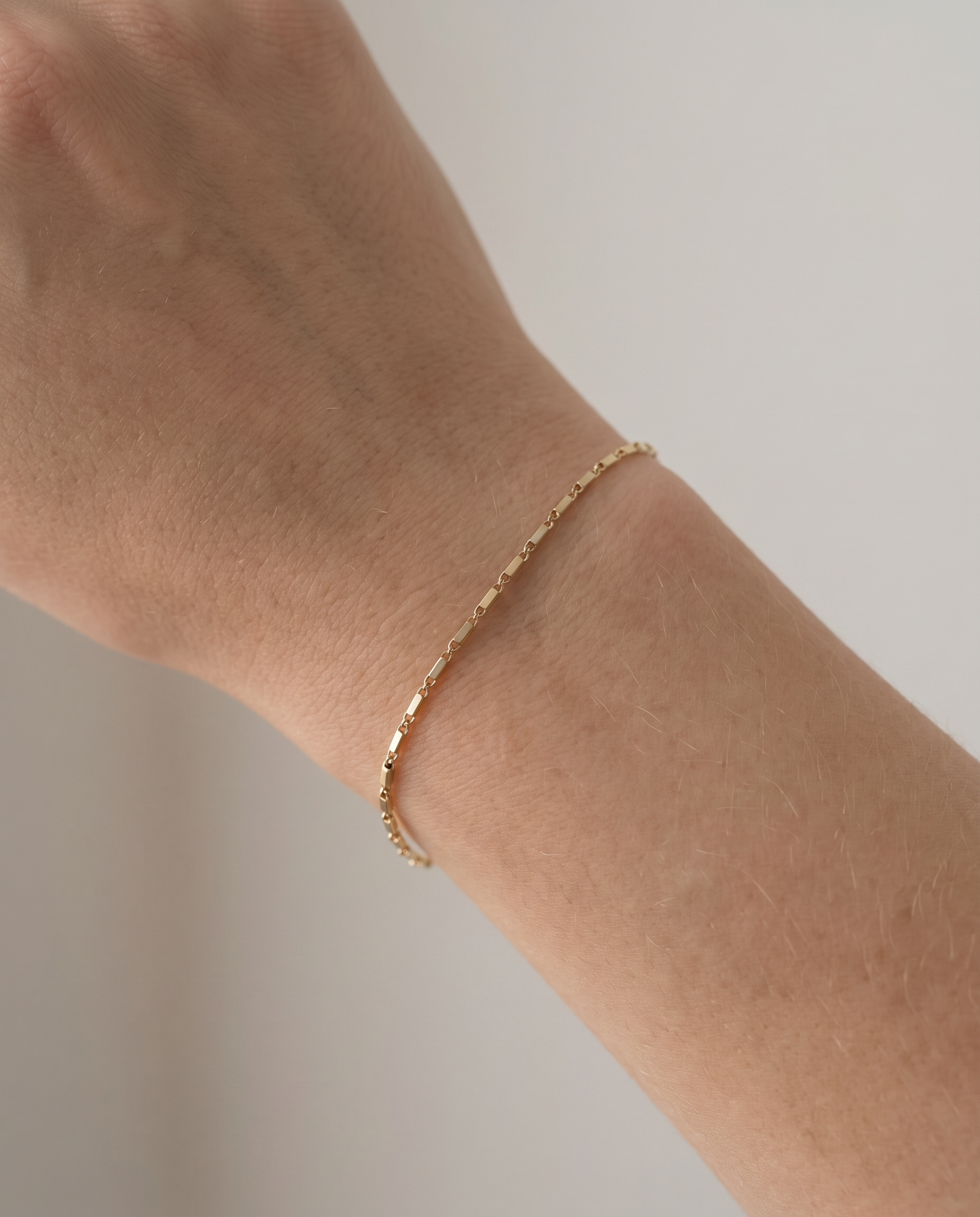Louise 14k Solid Gold Bar Chain Bracelet