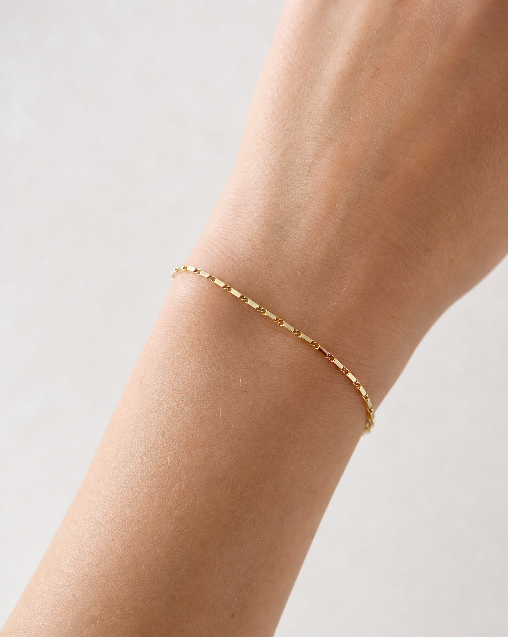 Louise 14k Solid Gold Bar Chain Bracelet