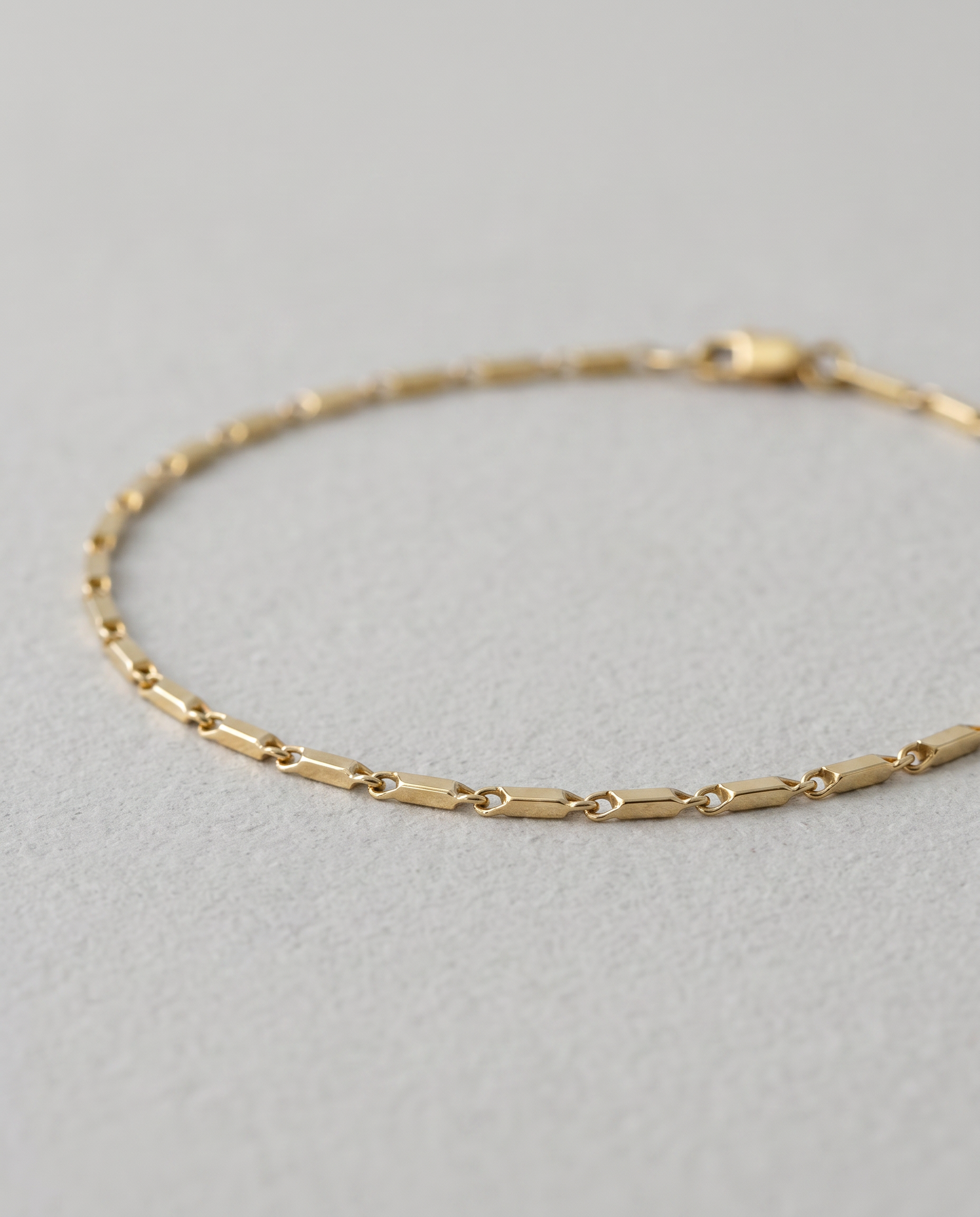 Louise 14k Solid Gold Bar Chain Bracelet