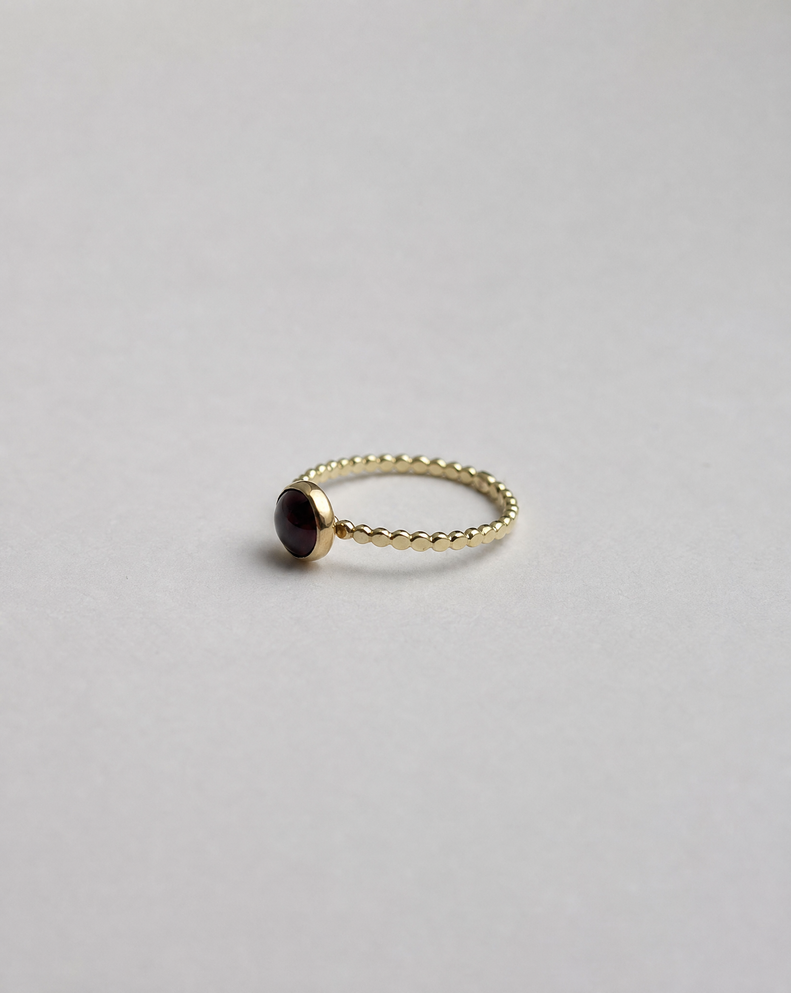 14k Gold Garnet Ring - Size 6.5