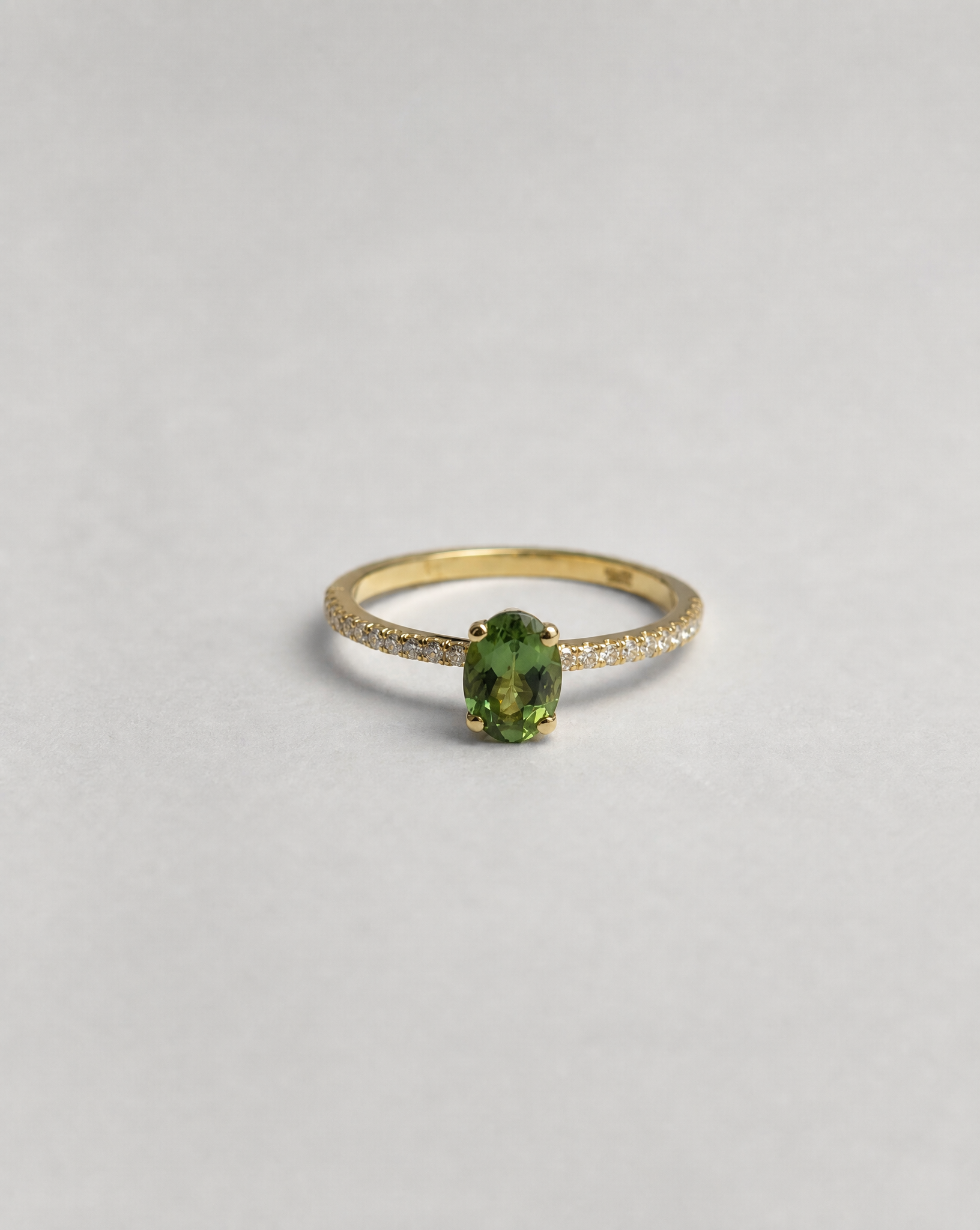 14K Gold Green Apatite Ring - Size 7.5