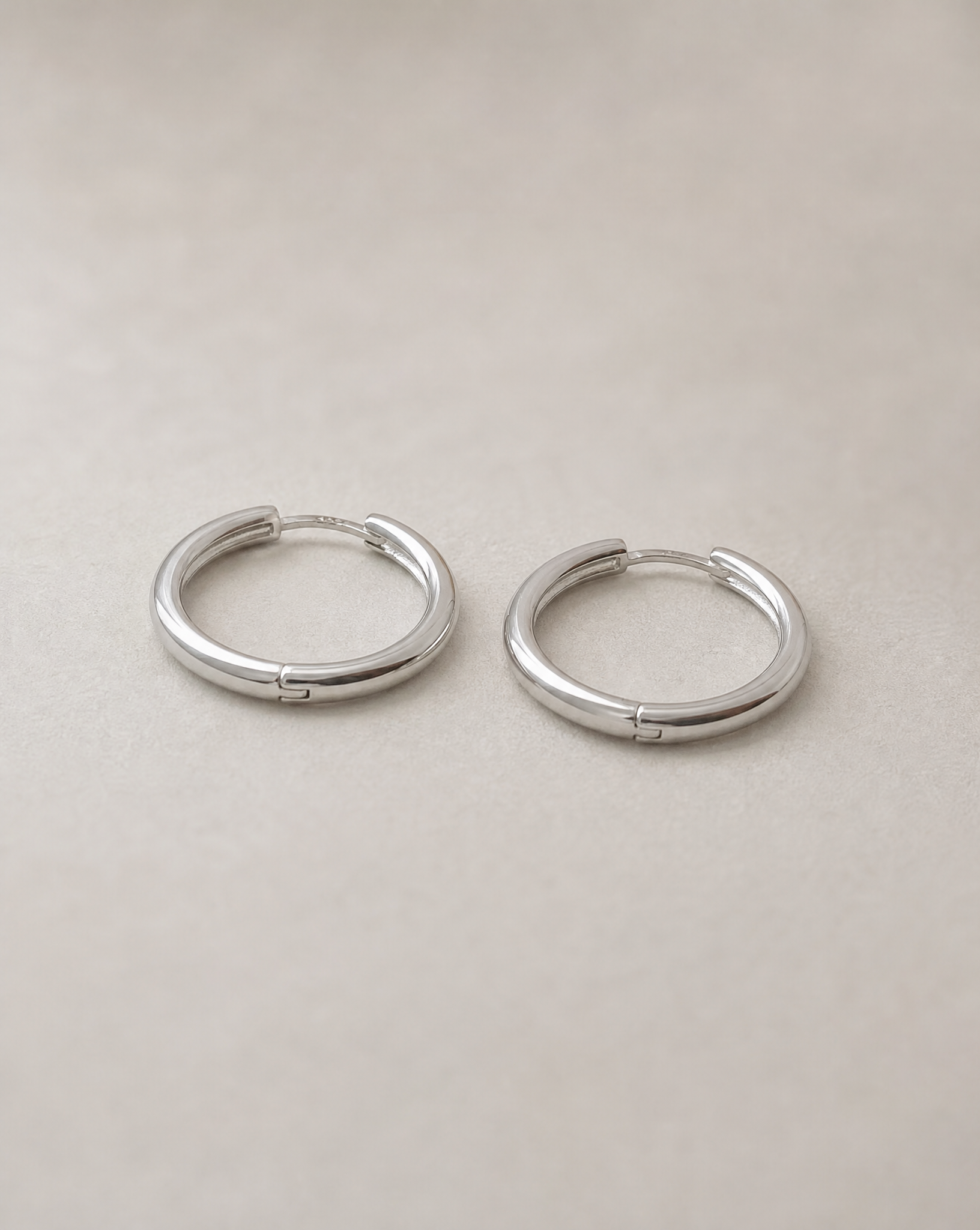 Audrey 14K White Gold Huggie Hoops - Large