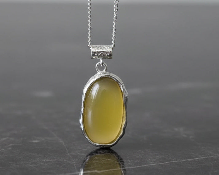 Amber Dawn – Silver Yellow Carnelian Pendant