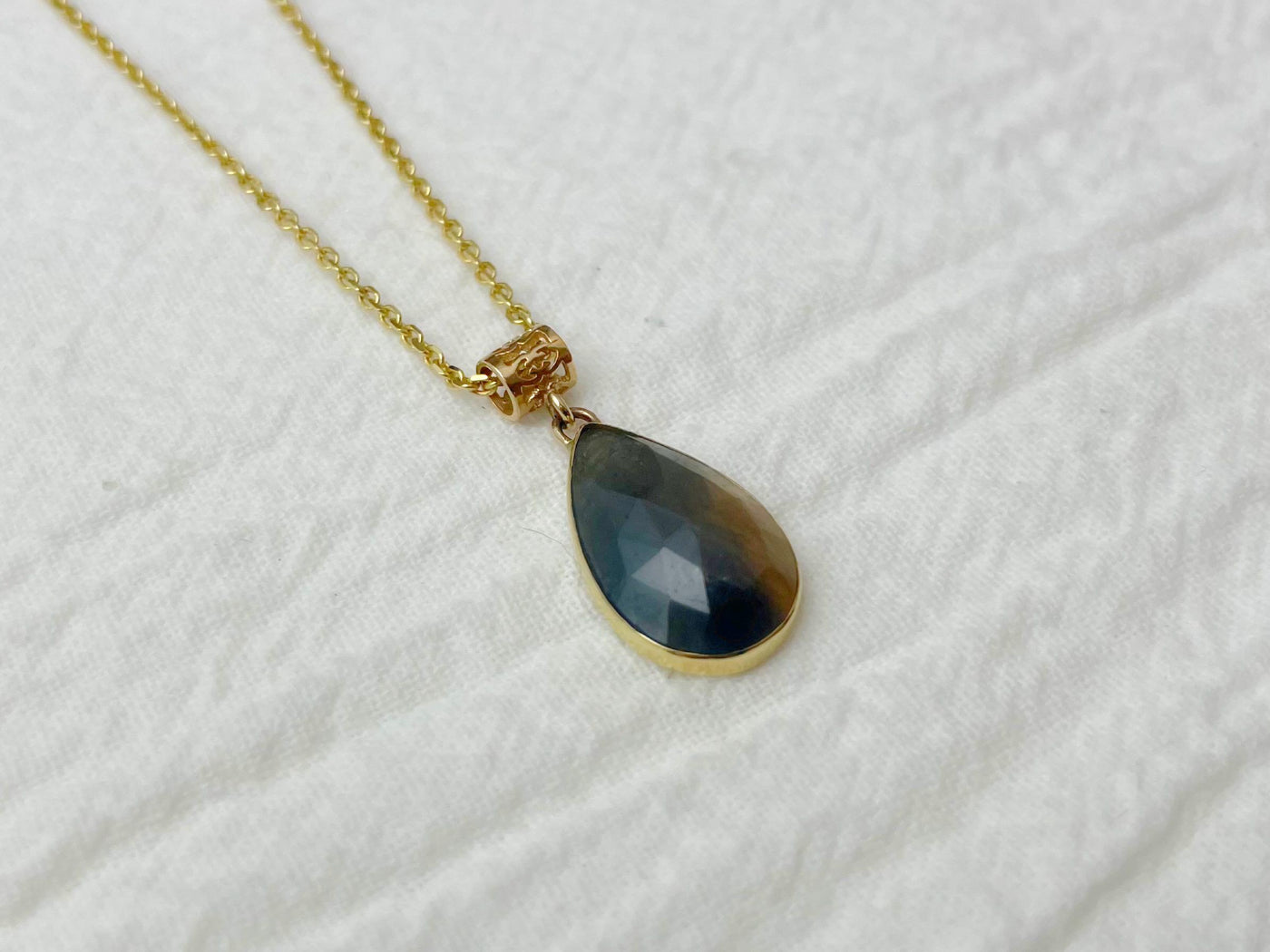Smog 14K Yellow Gold Sapphire Necklace