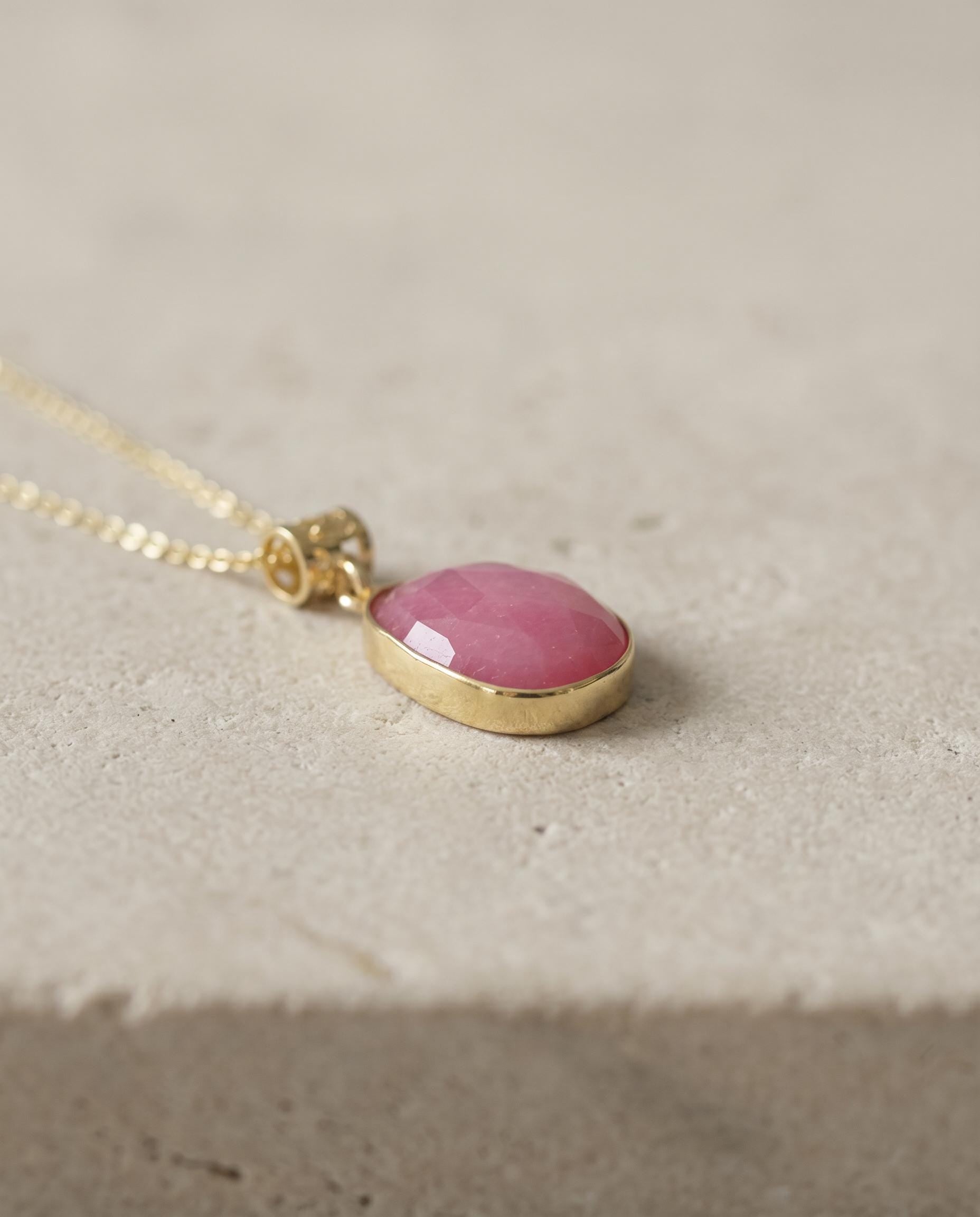 Belle 14K Gold Pink Opal Necklace