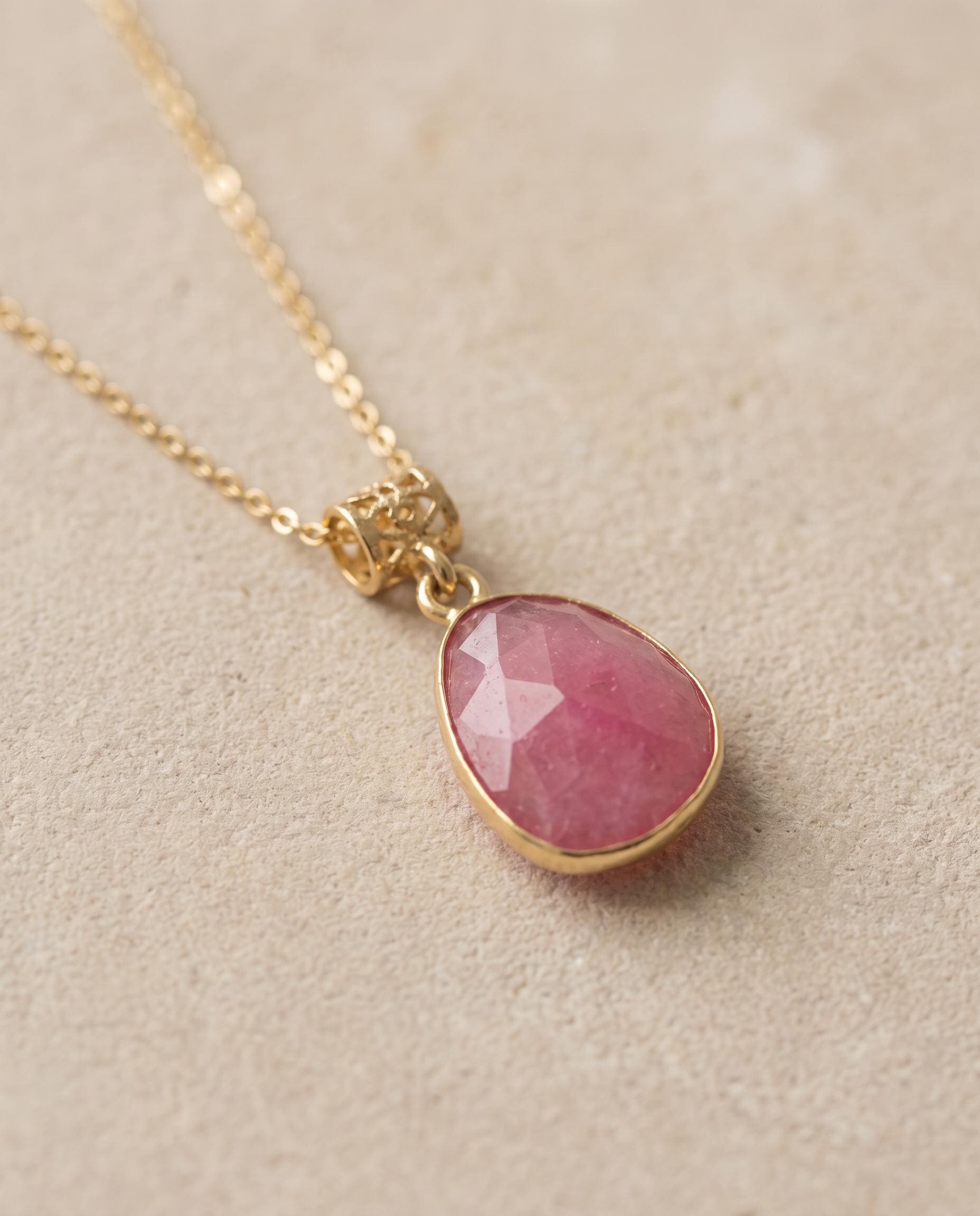 Belle 14K Gold Pink Opal Necklace